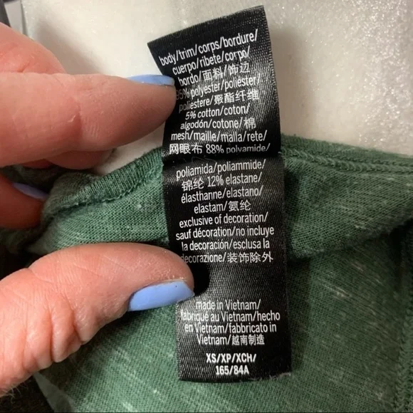 Victoria Sport Mesh Insert V-Neck Tank Top - Picture 6 of 6